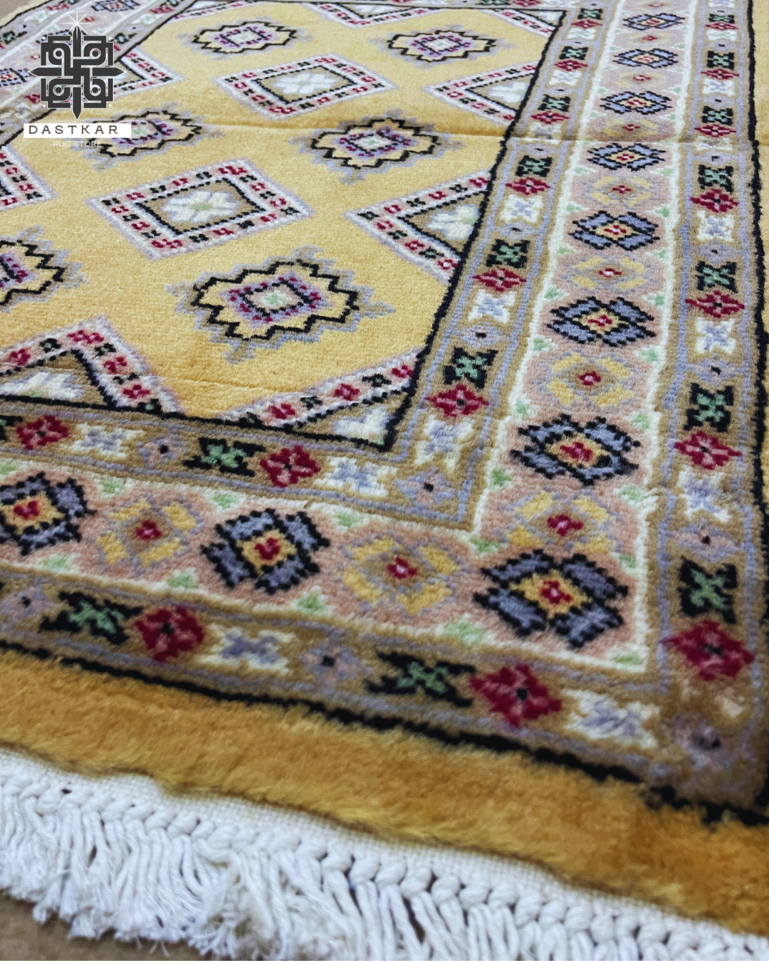 Traditional Knot Bokhara