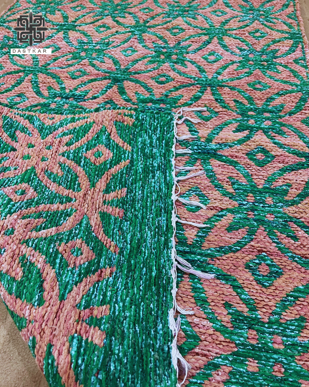 Noble Knot Jacquard