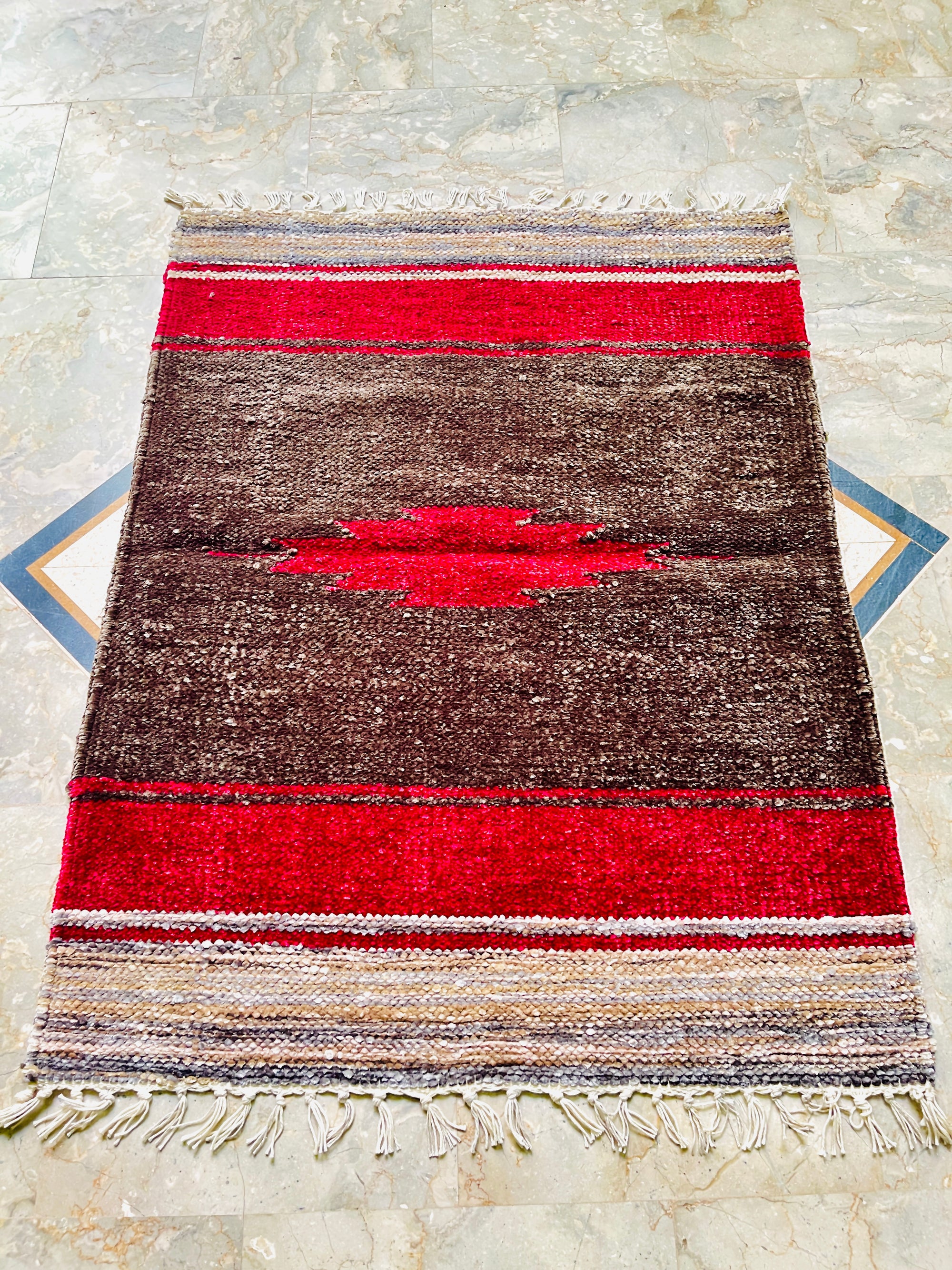 Rosé Glow Velvet Rug