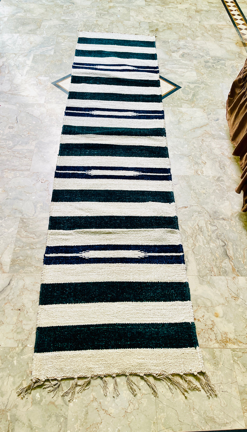 Signature Luxe Runner