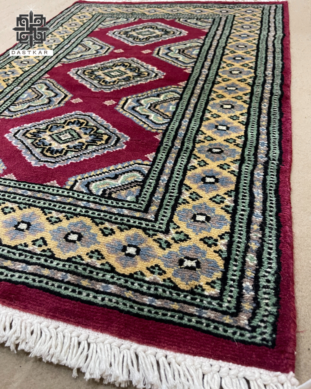 Maroon Signature Luxe