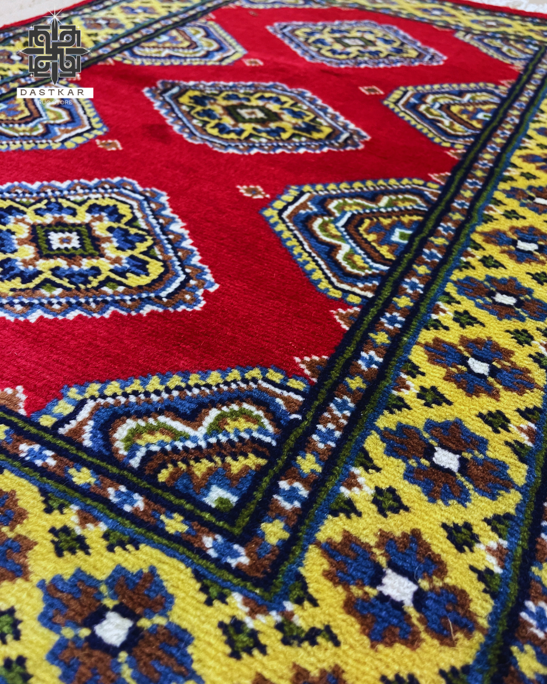 Maroon Majesty Bokhara